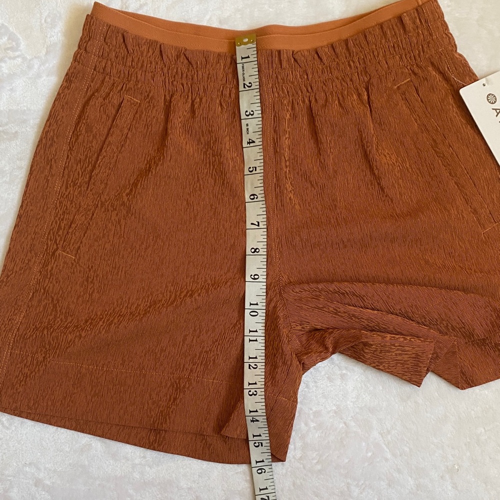 Athleta Women's Athletic Shorts in Rust - Picture 8 of 11